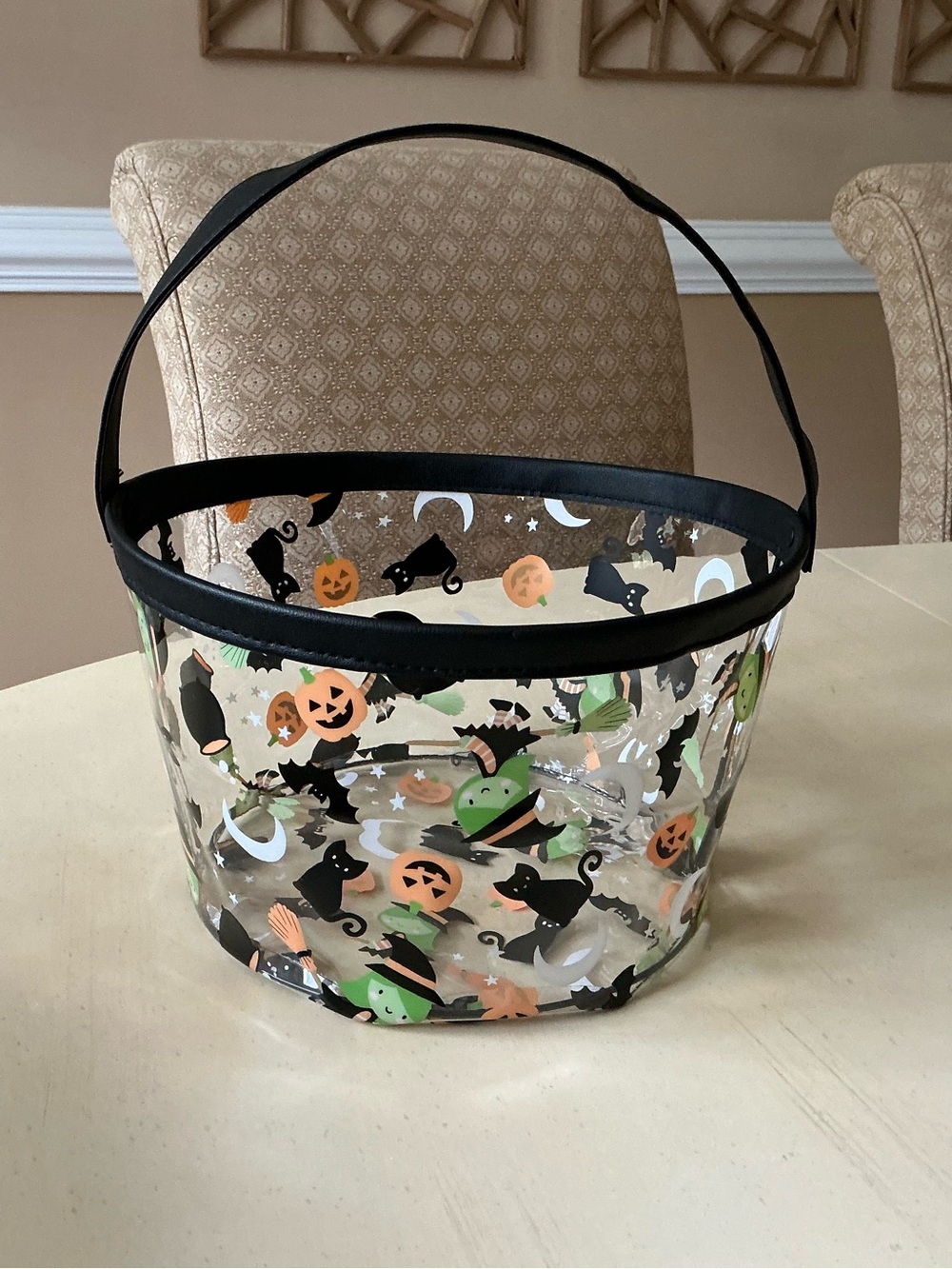 NWOT Vinyl Plastic Large Trick or Treat Basket 🍬 🍭